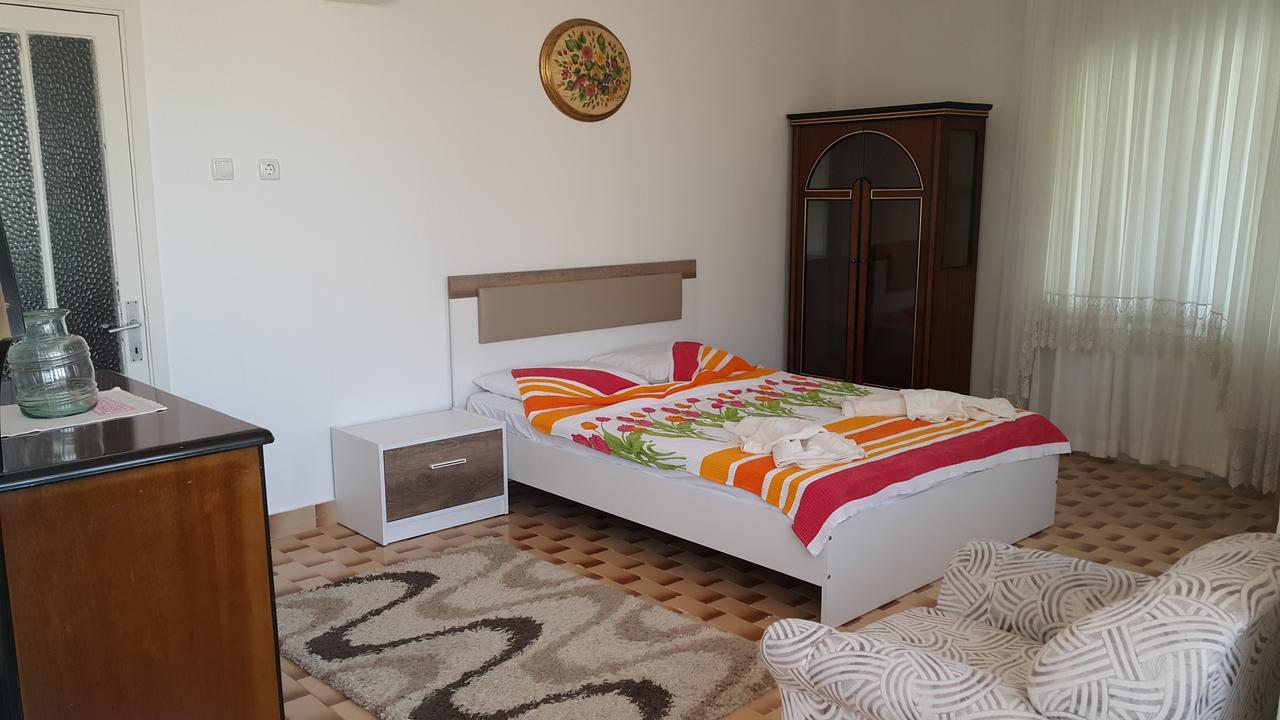 Ayvalik Pansiyon Exterior foto